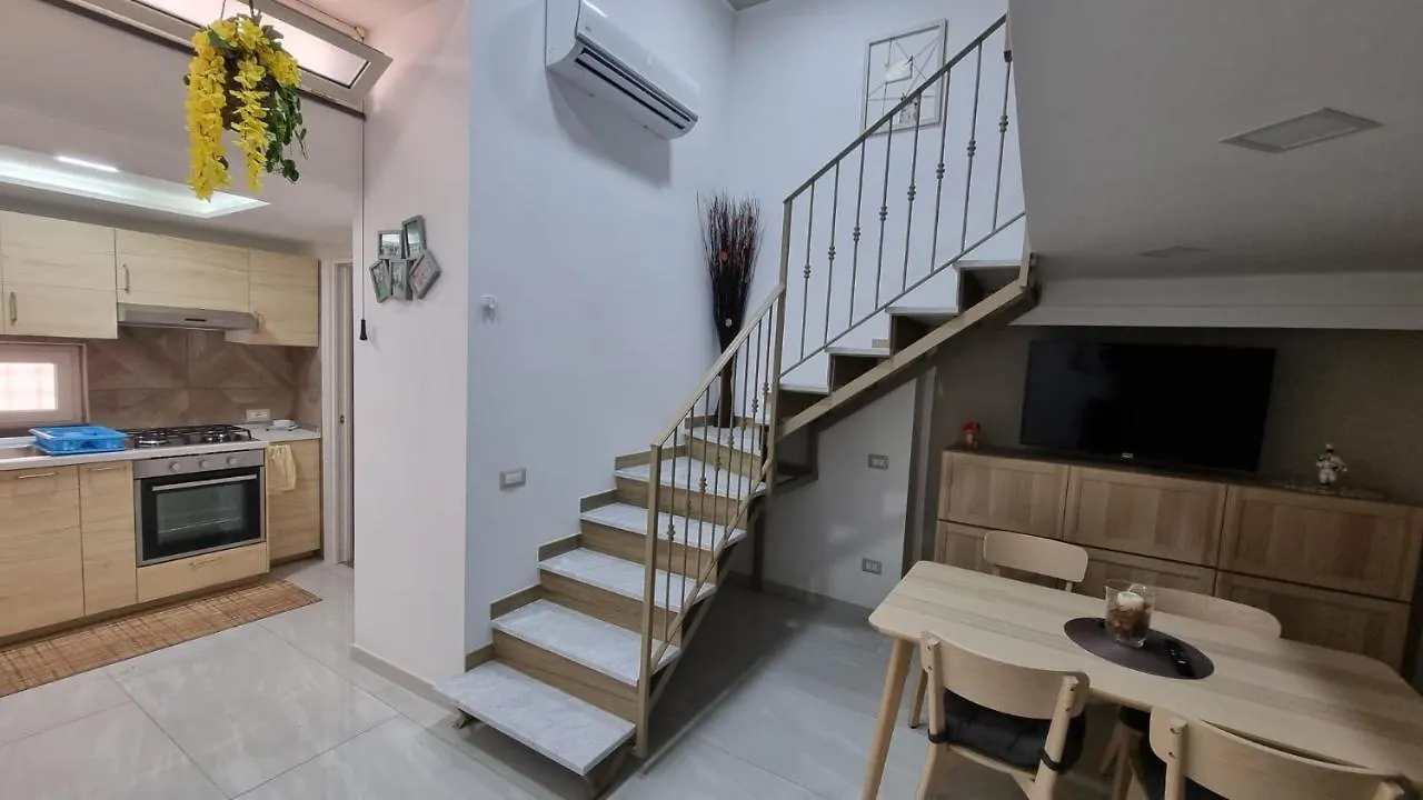 The Lucky House City Center Naples Apartment