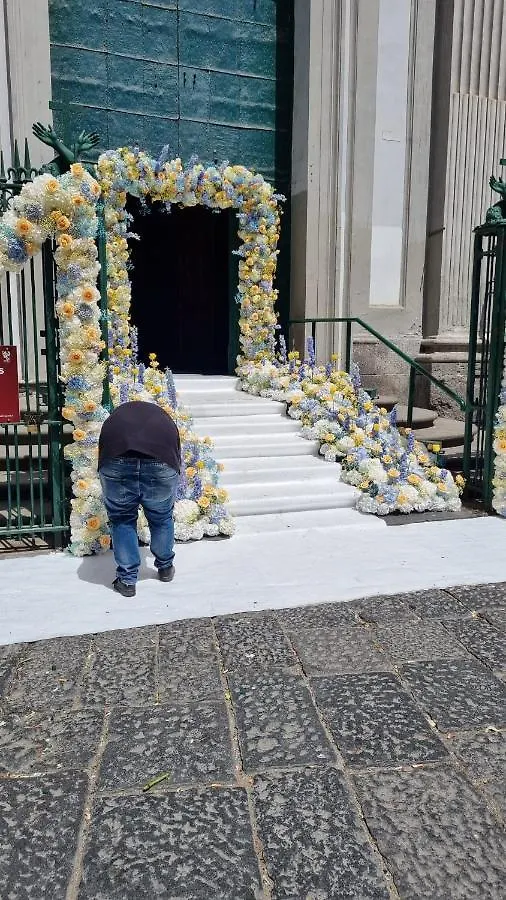 The Lucky House City Center Naples 0*,